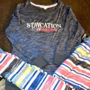 Pajama set. So comfortable. Only wore once size S.